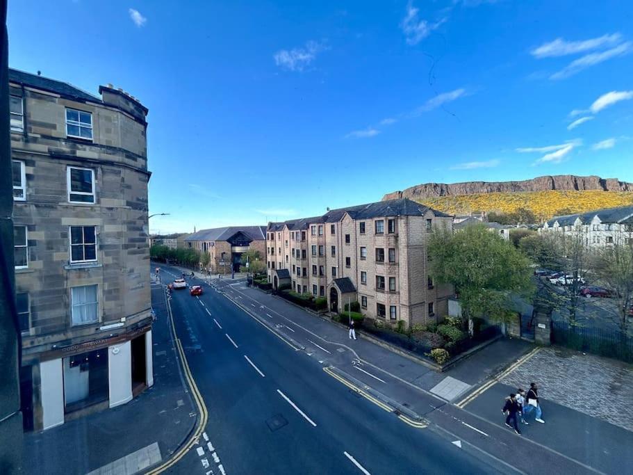Edinburghs Arthurs Seat View Édimbourg
